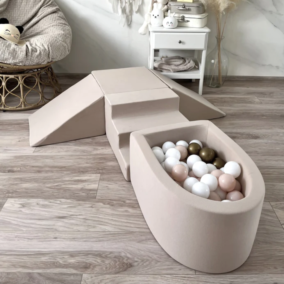 Luxe Foam Playset with Ball Pit, Beige